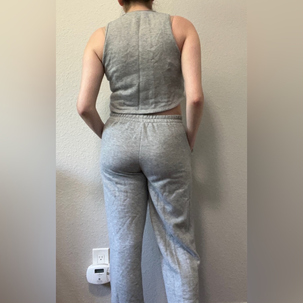 Grey Lounge Set - Picture 2 of 6